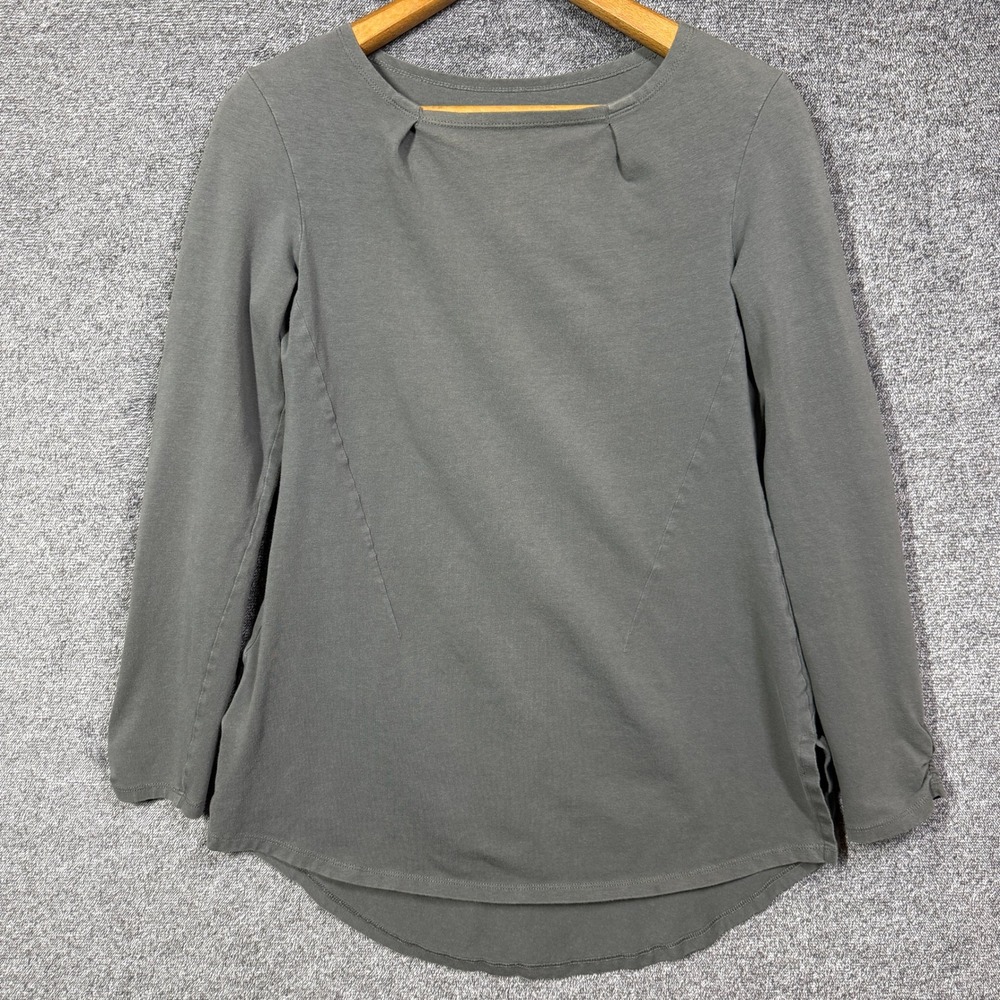 Maggie's Organics Top Womens M Gray Organic Cotton Long Sleeve Pleated Neck